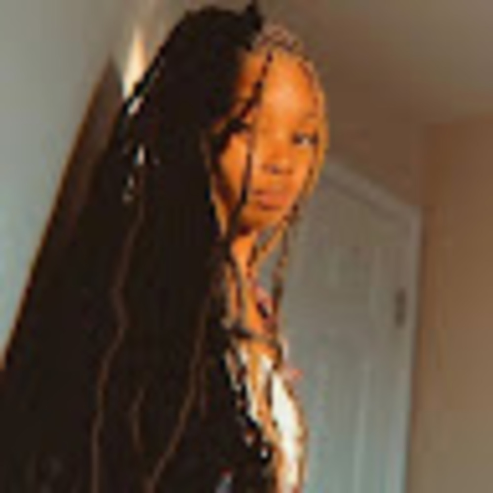 Meet your Posher, Cee